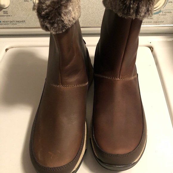 Chaco Borealis boots. Brand New! Worn once. - Picture 1 of 4
